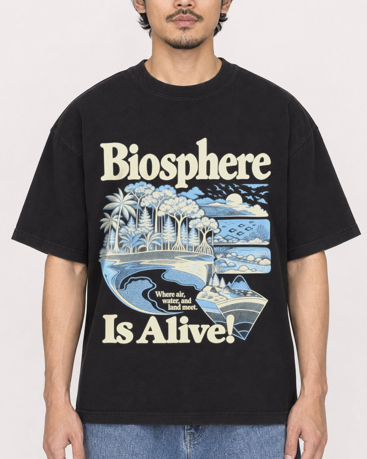 Mockup Boxy Heavyweight Tee Black male close-up 02