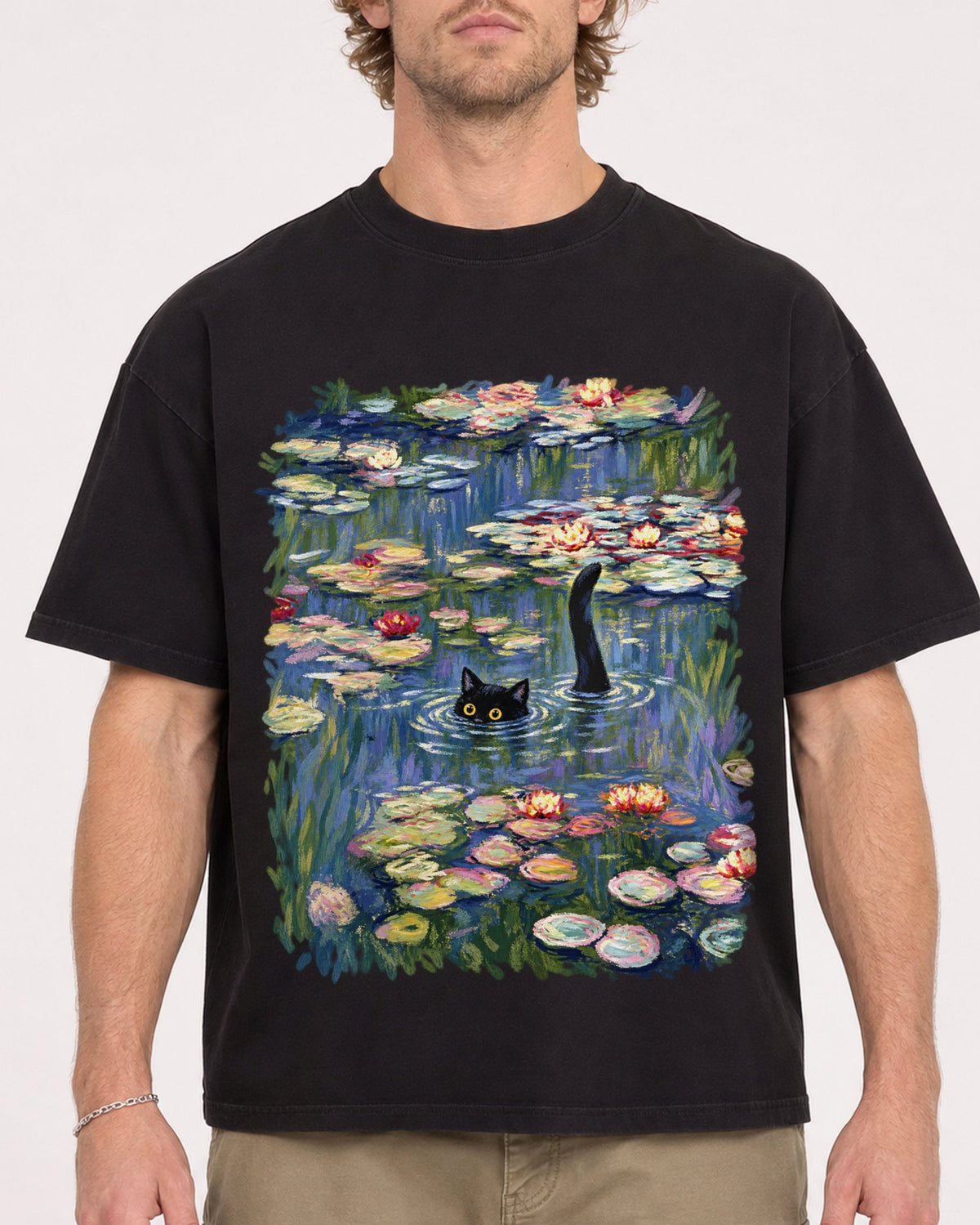 Mockup Boxy Heavyweight Tee Black male close-up 28