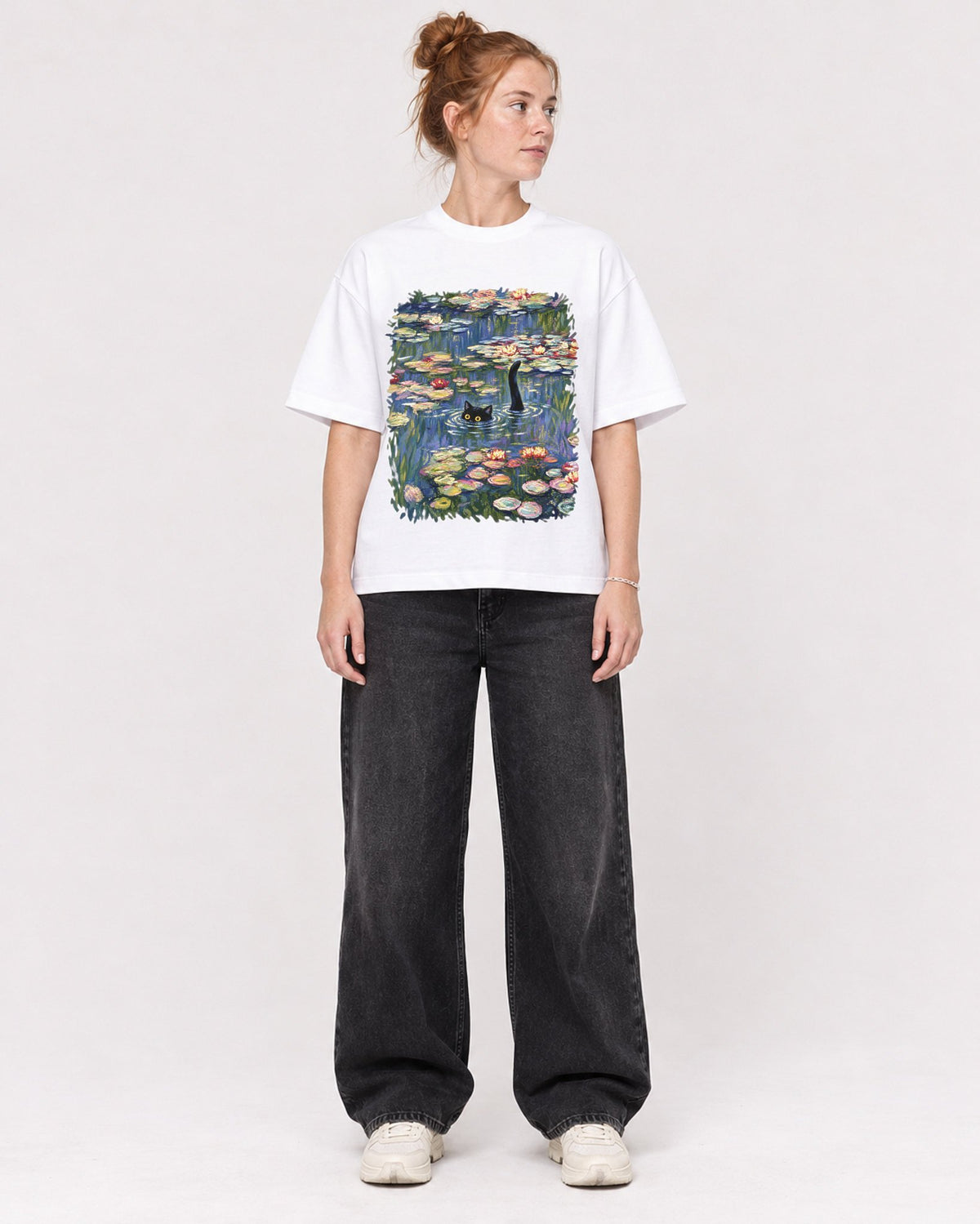 Mockup Boxy Heavyweight Tee White female full-body 28