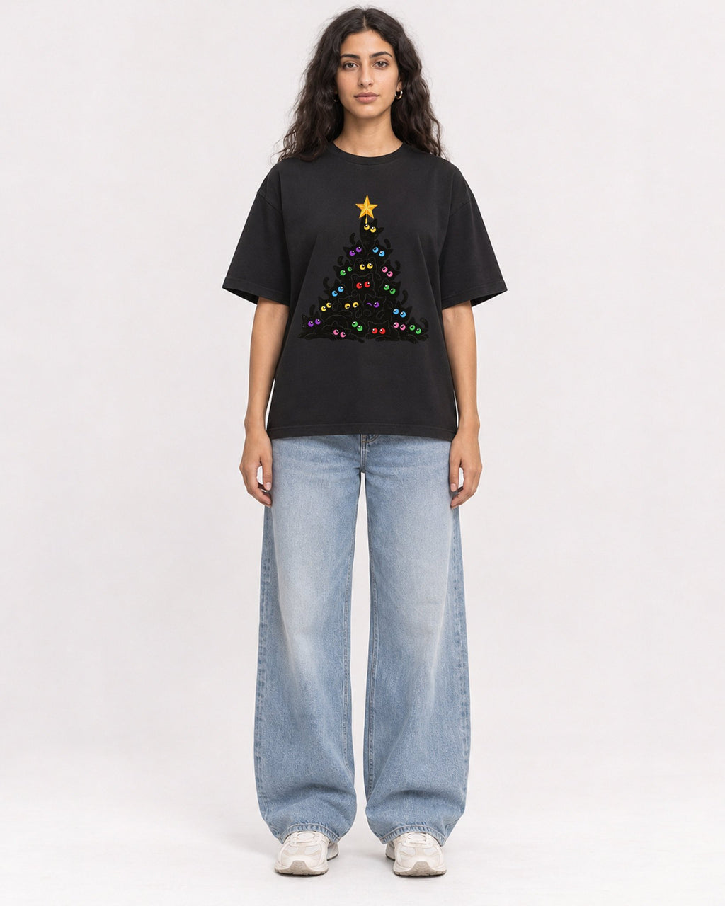 Mockup Boxy Heavyweight Tee Black female full-body 07