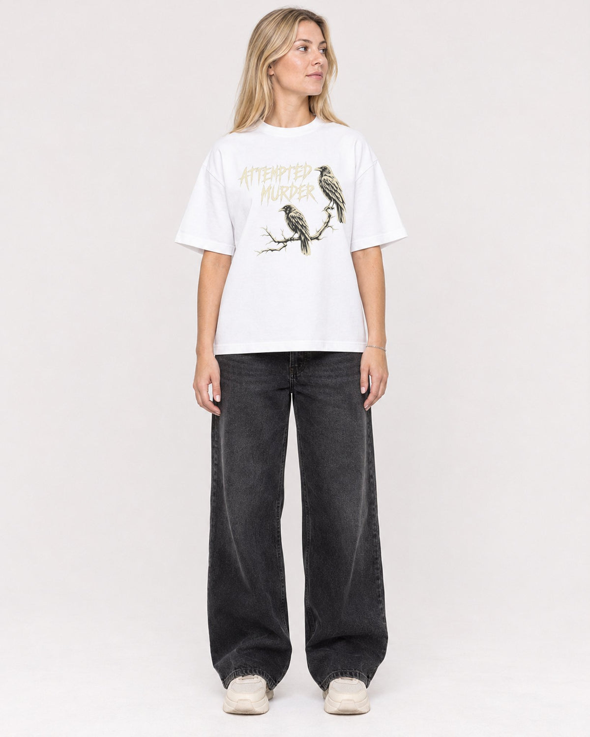 Mockup Boxy Heavyweight Tee White female full-body 08
