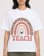 Mockup Boxy Heavyweight Tee White female close-up 22