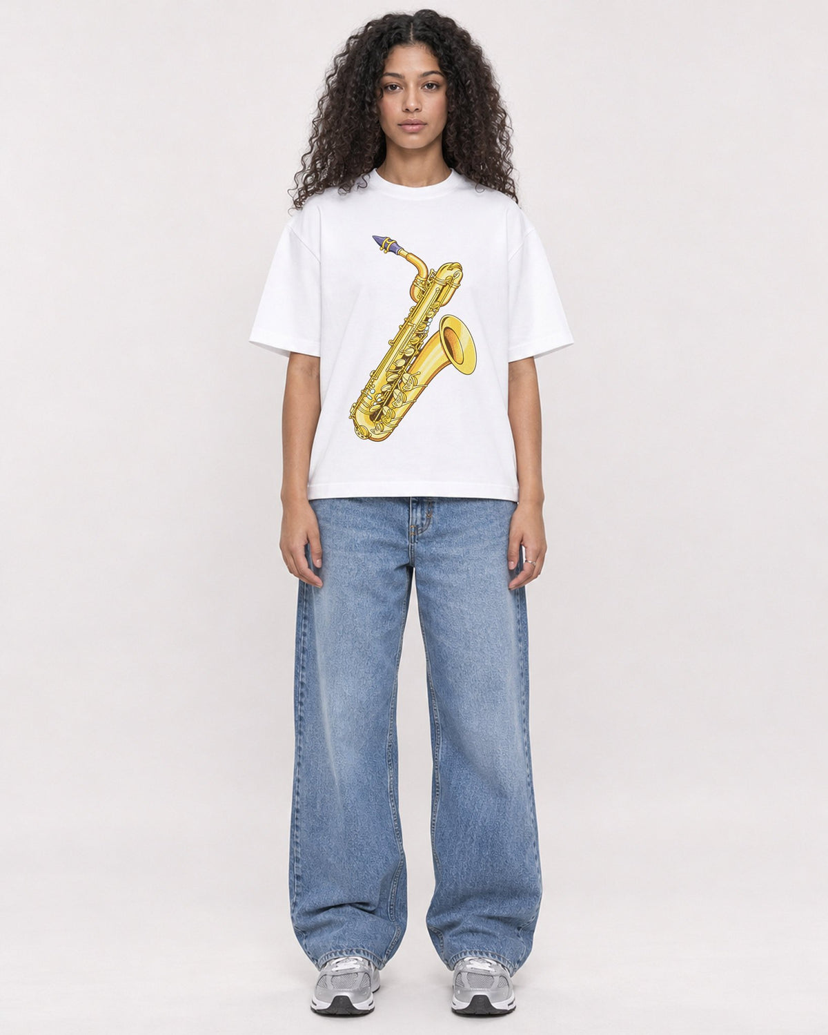Mockup Boxy Heavyweight Tee White female full-body 10