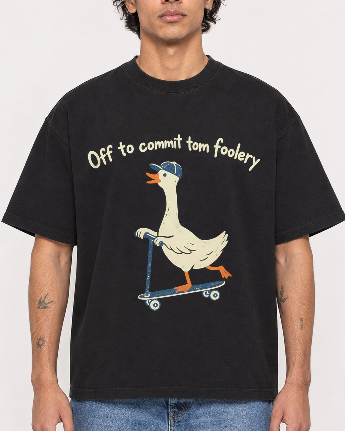 Mockup Boxy Heavyweight Tee Black male close-up 30