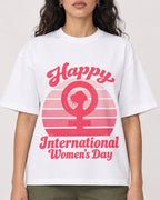 Mockup Boxy Heavyweight Tee White female close-up 07