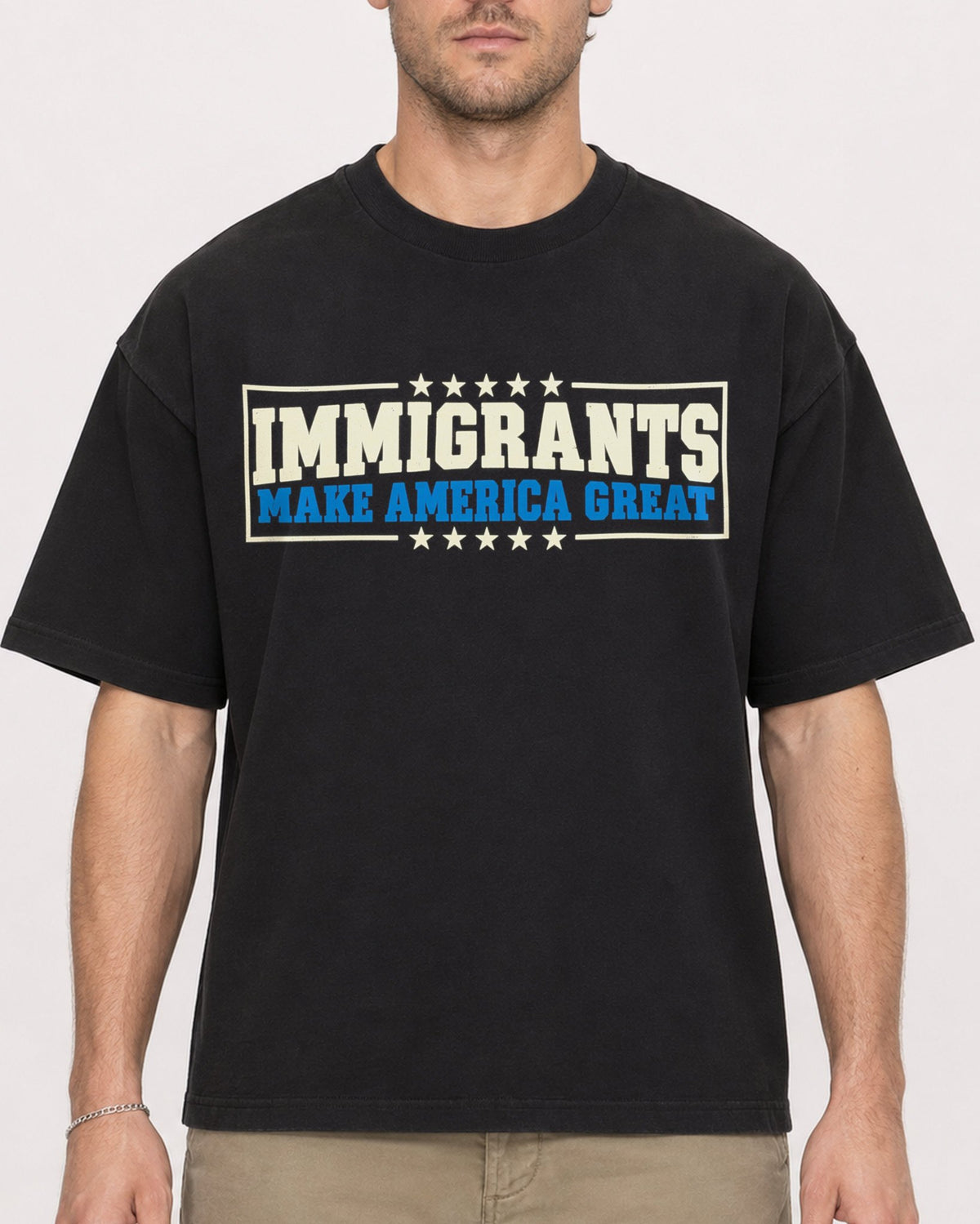 Mockup Boxy Heavyweight Tee Black male close-up 08