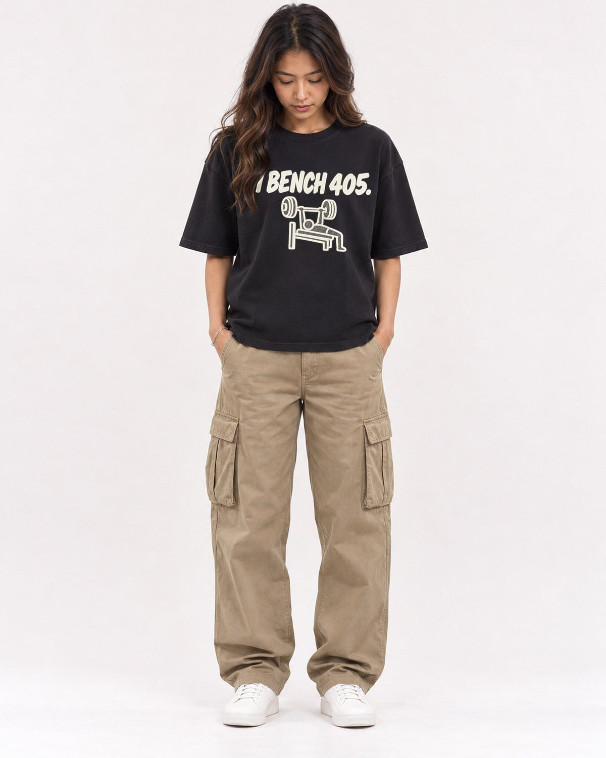 Mockup Boxy Heavyweight Tee Black female full-body 02