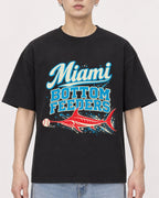 Mockup Boxy Heavyweight Tee Black male close-up 01