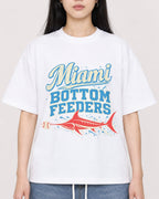 Mockup Boxy Heavyweight Tee White female close-up 01