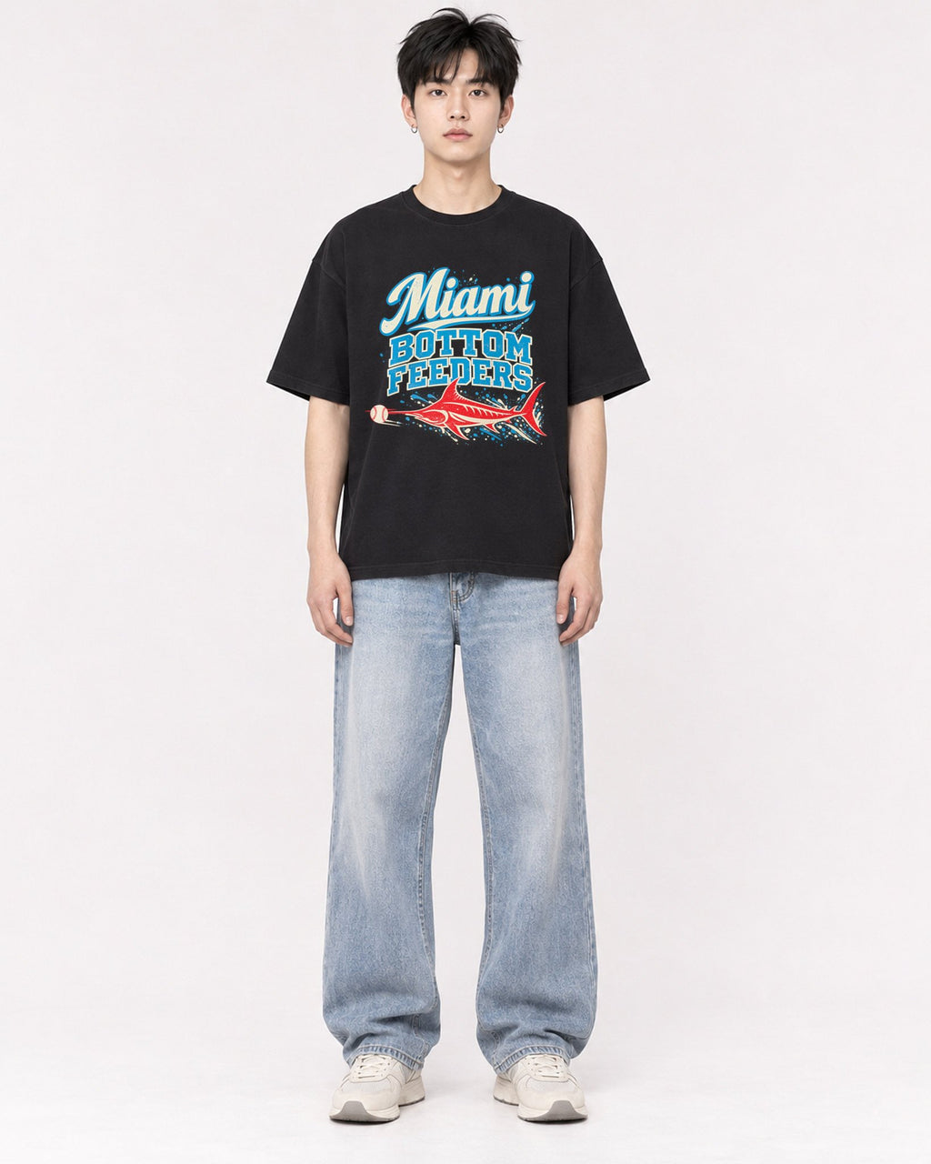 Mockup Boxy Heavyweight Tee Black male full-body 01