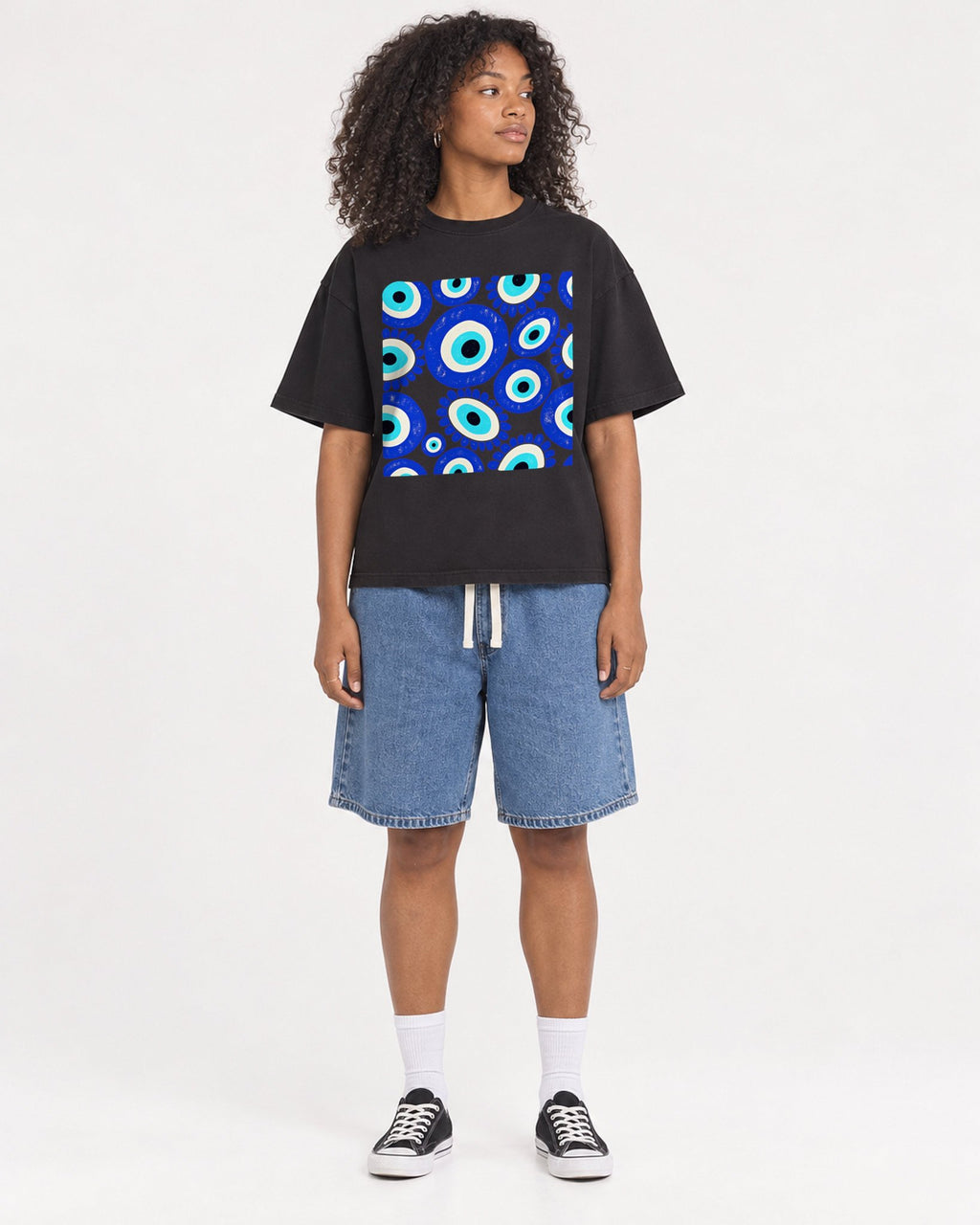 Mockup Boxy Heavyweight Tee Black female full-body 05