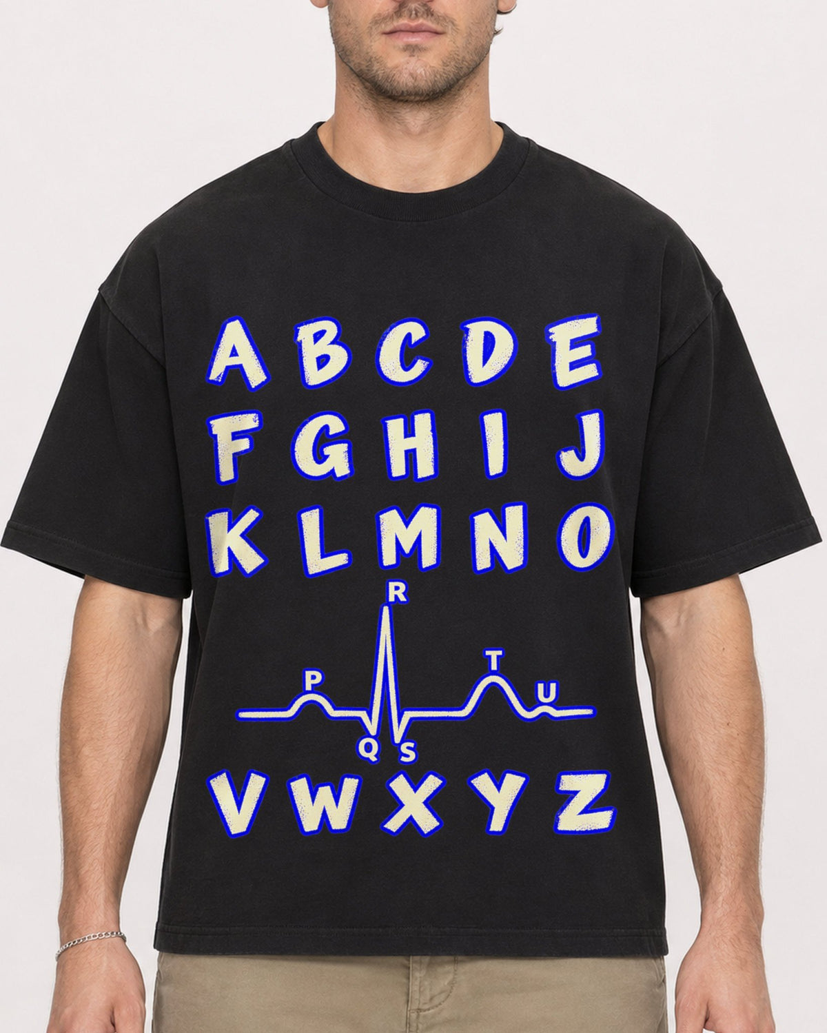 Mockup Boxy Heavyweight Tee Black male close-up 08