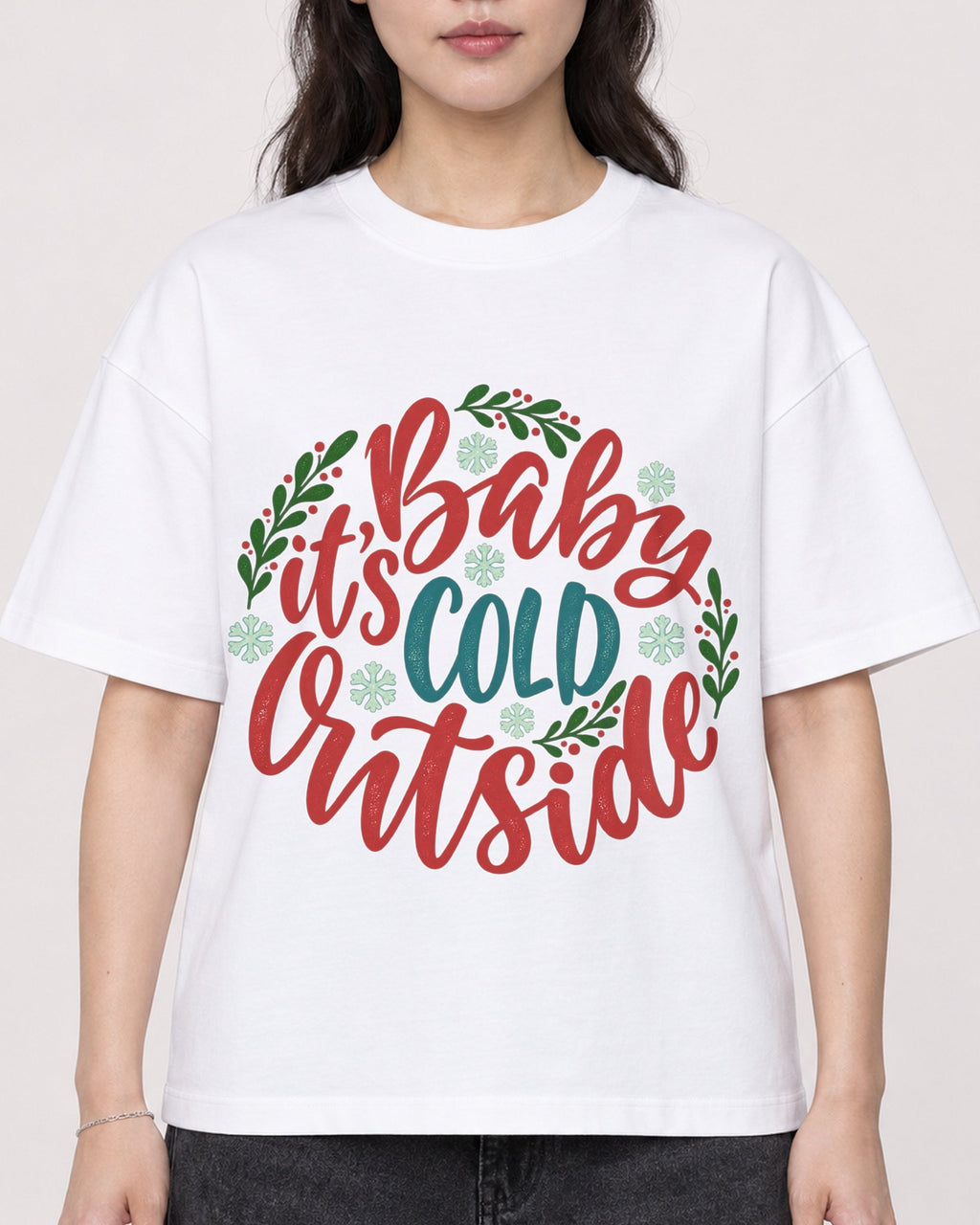 Mockup Boxy Heavyweight Tee White female close-up 03