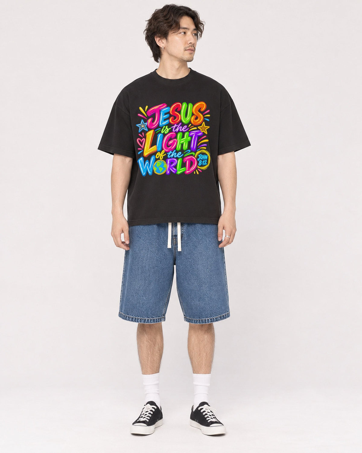 Mockup Boxy Heavyweight Tee Black male full-body 03