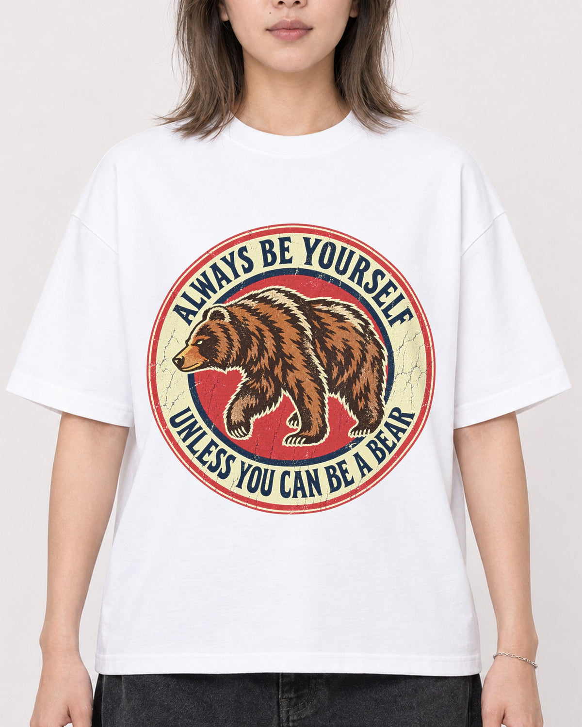Mockup Boxy Heavyweight Tee White female close-up 33