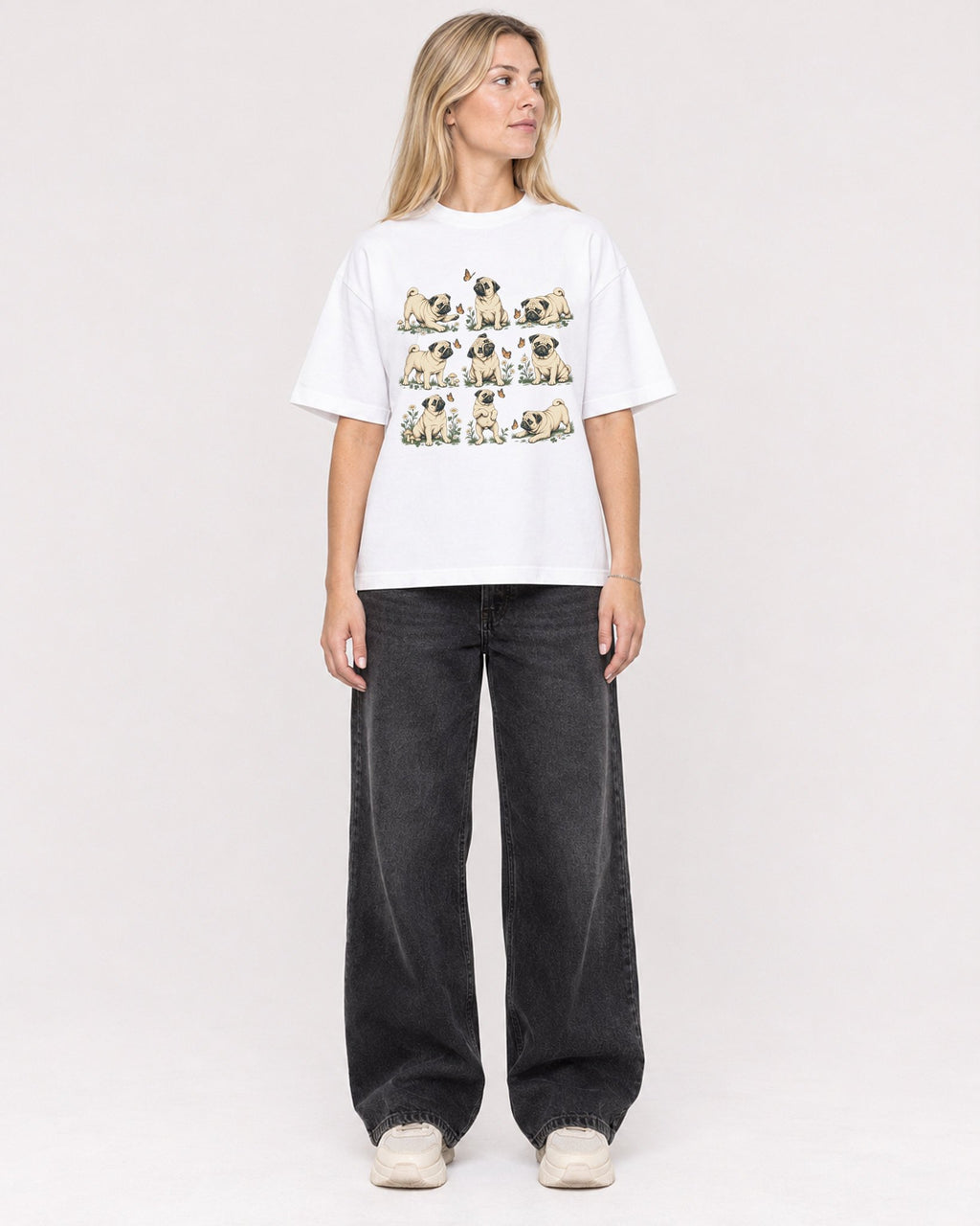 Mockup Boxy Heavyweight Tee White female full-body 08