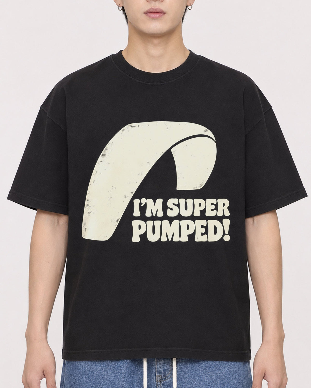 Mockup Boxy Heavyweight Tee Black male close-up 31