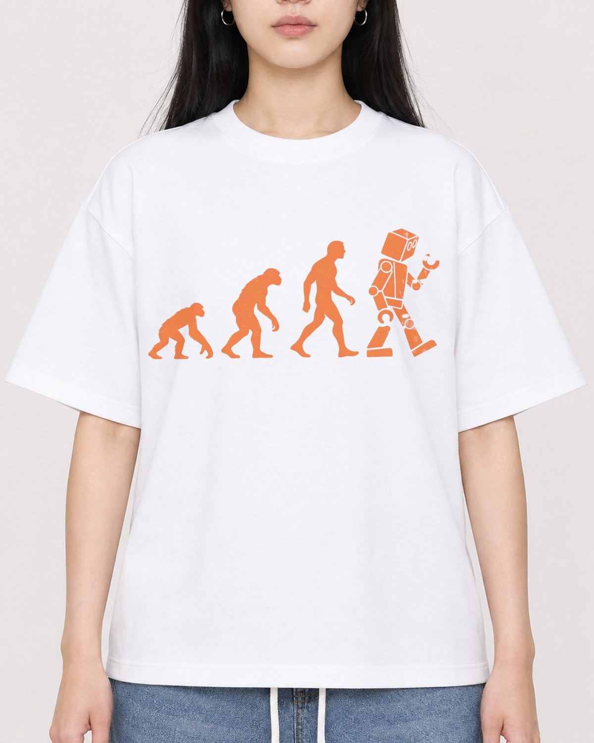 Mockup Boxy Heavyweight Tee White female close-up 01