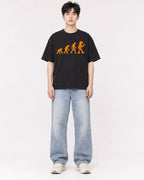 Mockup Boxy Heavyweight Tee Black male full-body 01