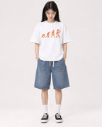 Mockup Boxy Heavyweight Tee White female full-body 01