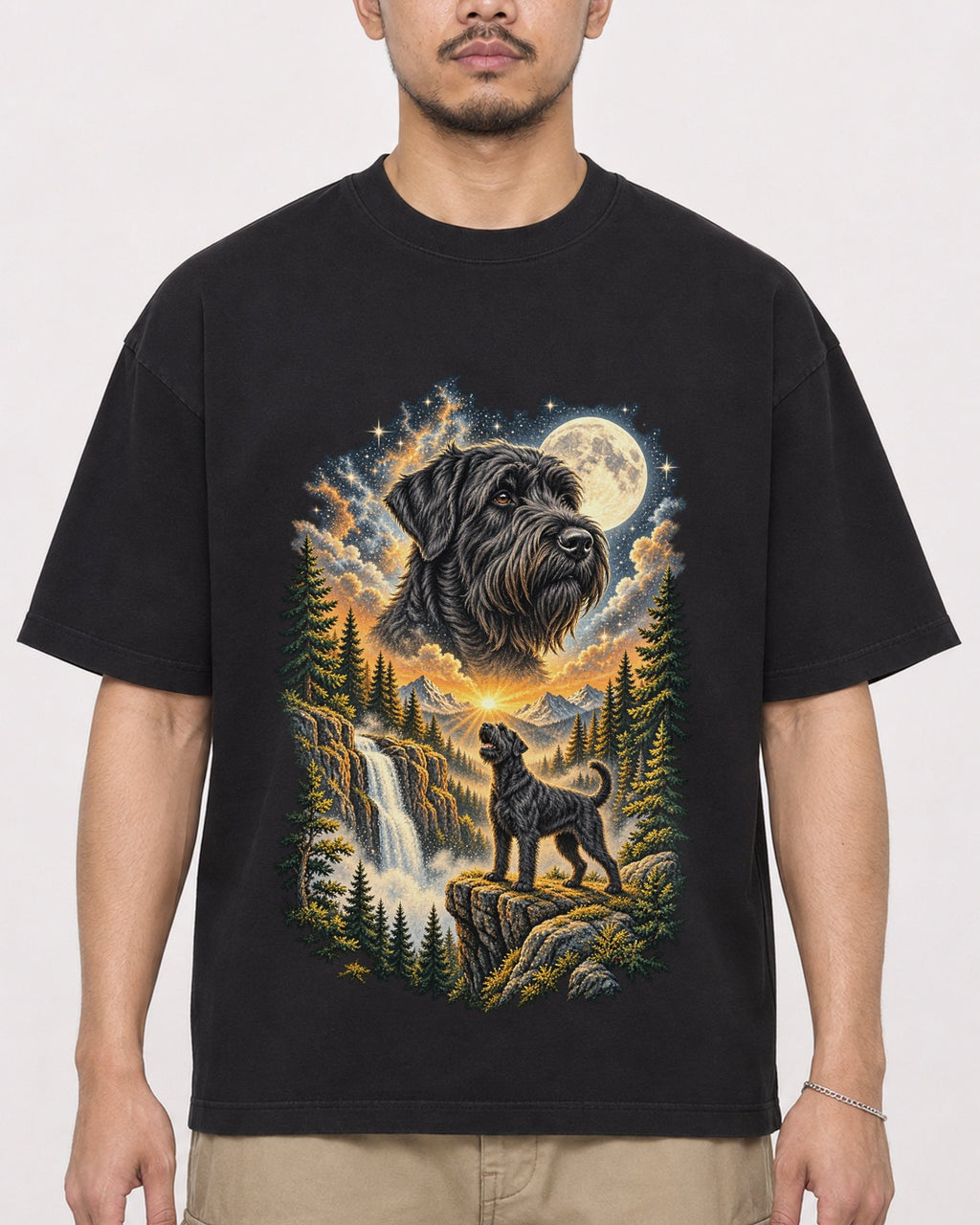 Mockup Boxy Heavyweight Tee Black male close-up 32