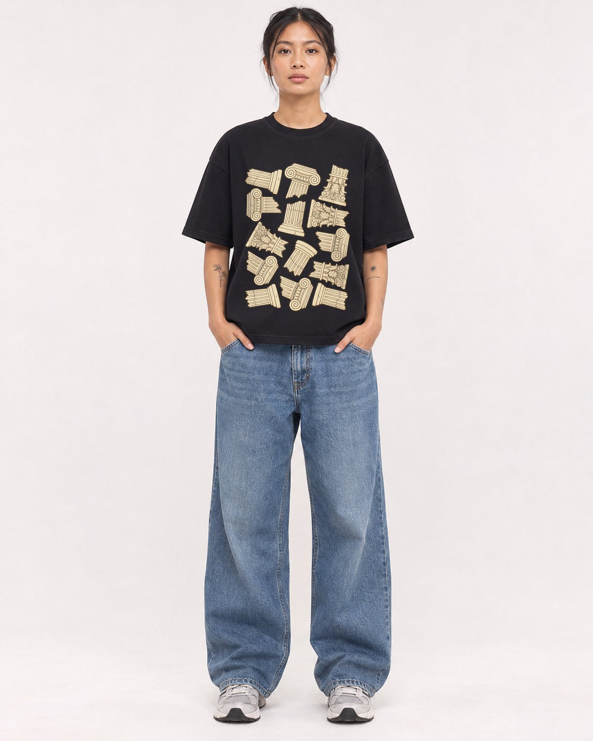 Mockup Boxy Heavyweight Tee Black female full-body 12