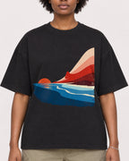 Mockup Boxy Heavyweight Tee Black female close-up 14