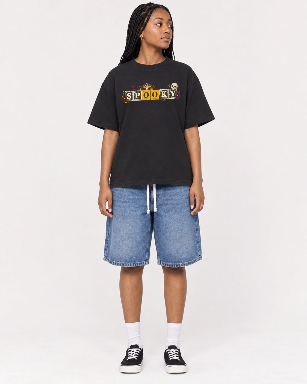 Mockup Boxy Heavyweight Tee Black female full-body 45