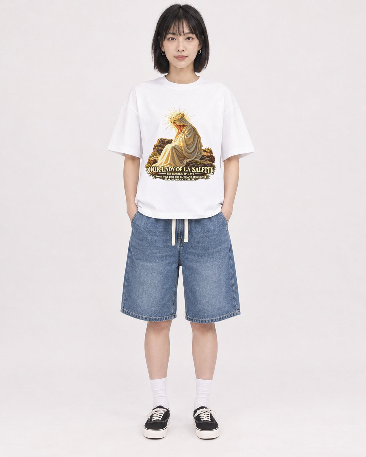 Mockup Boxy Heavyweight Tee White female full-body 11