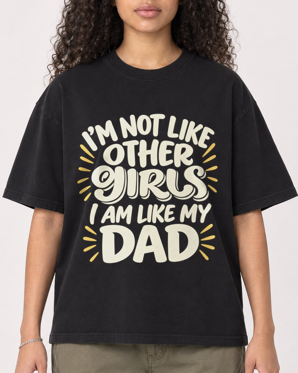 Mockup Boxy Heavyweight Tee Black female close-up 10