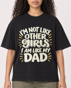 Mockup Boxy Heavyweight Tee Black female close-up 10