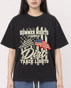 Mockup Boxy Heavyweight Tee Black female close-up 01