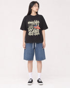Mockup Boxy Heavyweight Tee Black female full-body 01