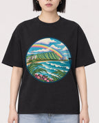 Mockup Boxy Heavyweight Tee Black female close-up 11