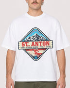 Mockup Boxy Heavyweight Tee White male close-up 19