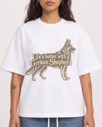 Mockup Boxy Heavyweight Tee White female close-up 06