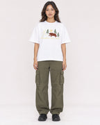 Mockup Boxy Heavyweight Tee White female full-body 02