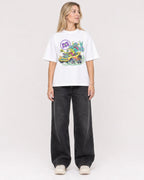 Mockup Boxy Heavyweight Tee White female full-body 08