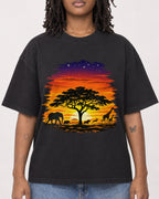 Mockup Boxy Heavyweight Tee Black female close-up 24