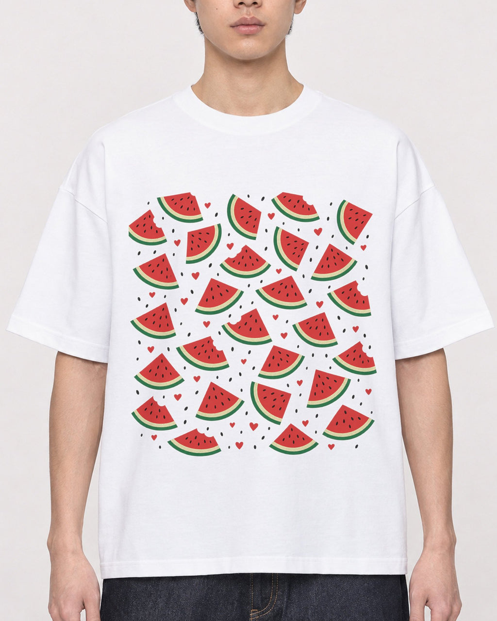 Mockup Boxy Heavyweight Tee White male close-up 01