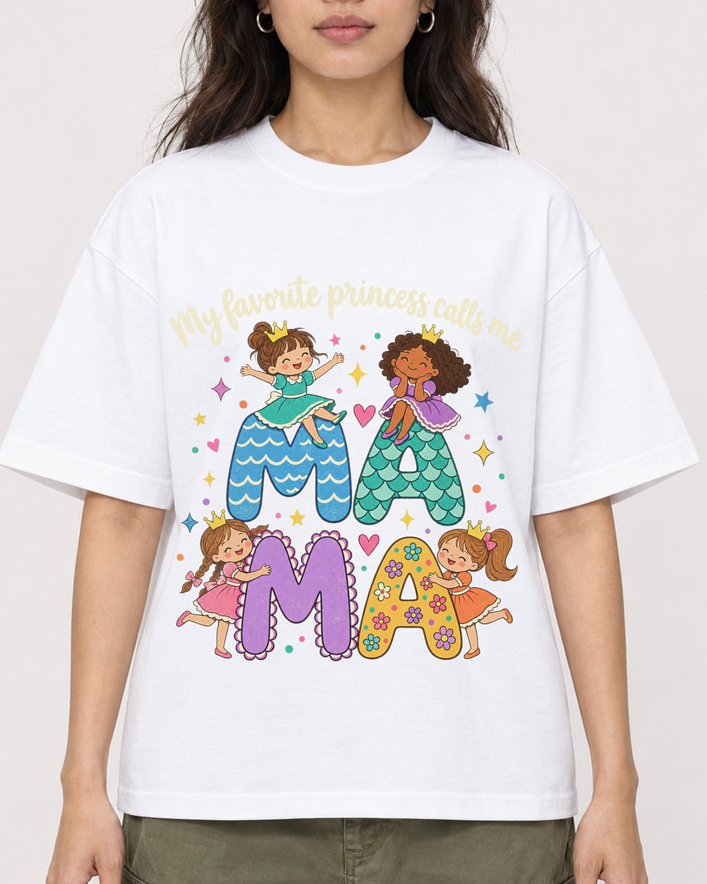 Mockup Boxy Heavyweight Tee White female close-up 02