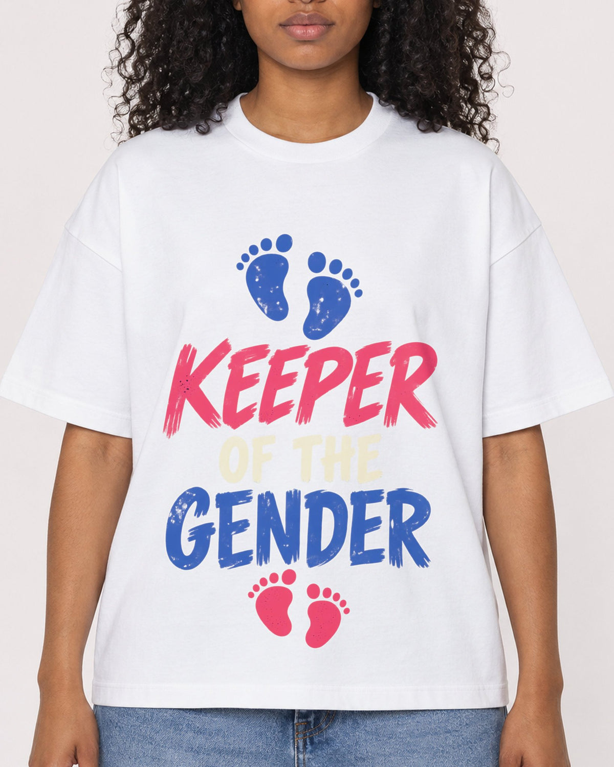Mockup Boxy Heavyweight Tee White female close-up 05