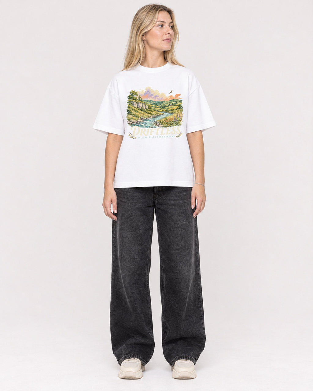 Mockup Boxy Heavyweight Tee White female full-body 08