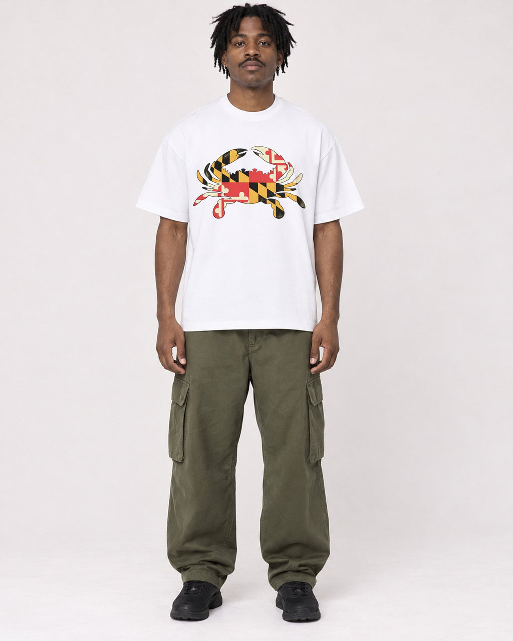 Mockup Boxy Heavyweight Tee White male full-body 04
