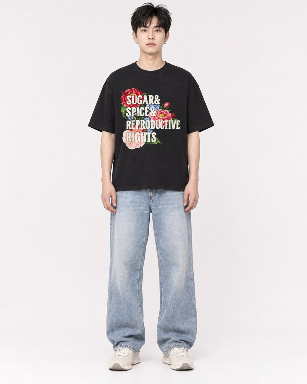Mockup Boxy Heavyweight Tee Black male full-body 01