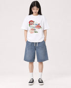 Mockup Boxy Heavyweight Tee White female full-body 01