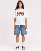 Mockup Boxy Heavyweight Tee White female full-body 06