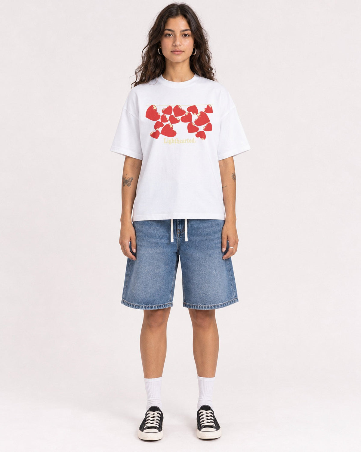 Mockup Boxy Heavyweight Tee White female full-body 06