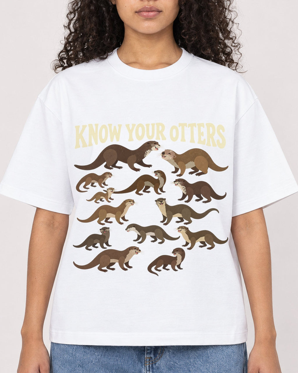 Mockup Boxy Heavyweight Tee White female close-up 10