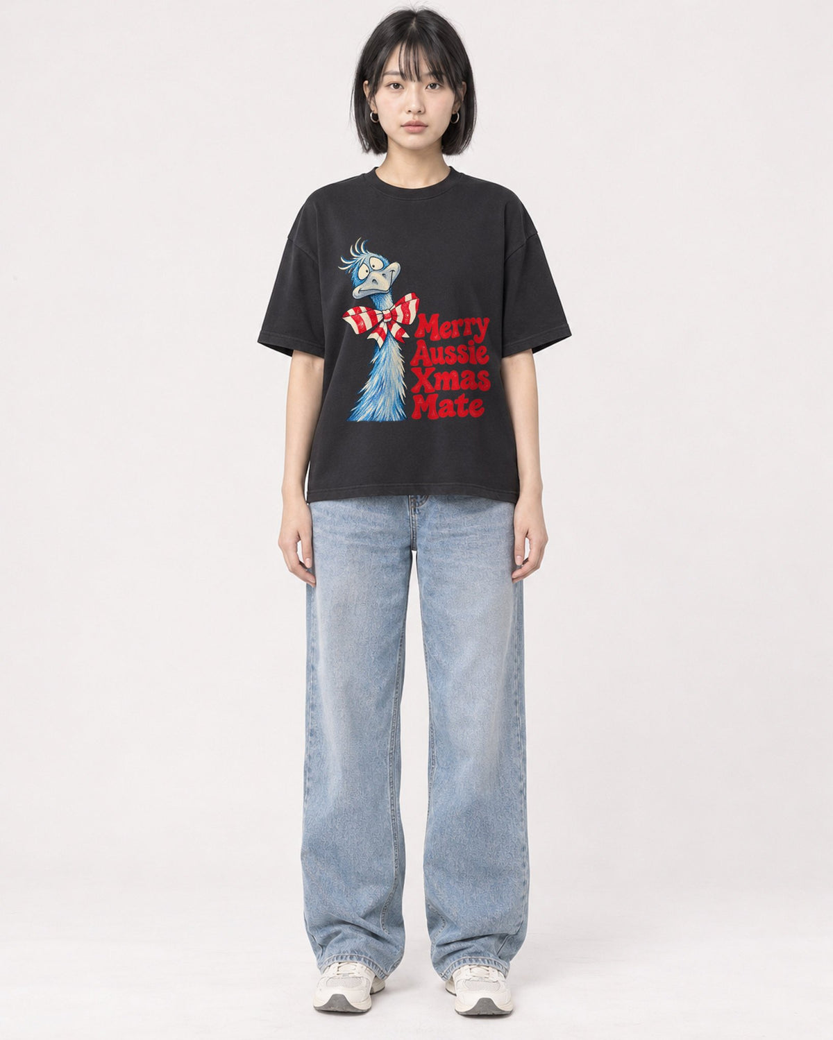 Mockup Boxy Heavyweight Tee Black female full-body 11